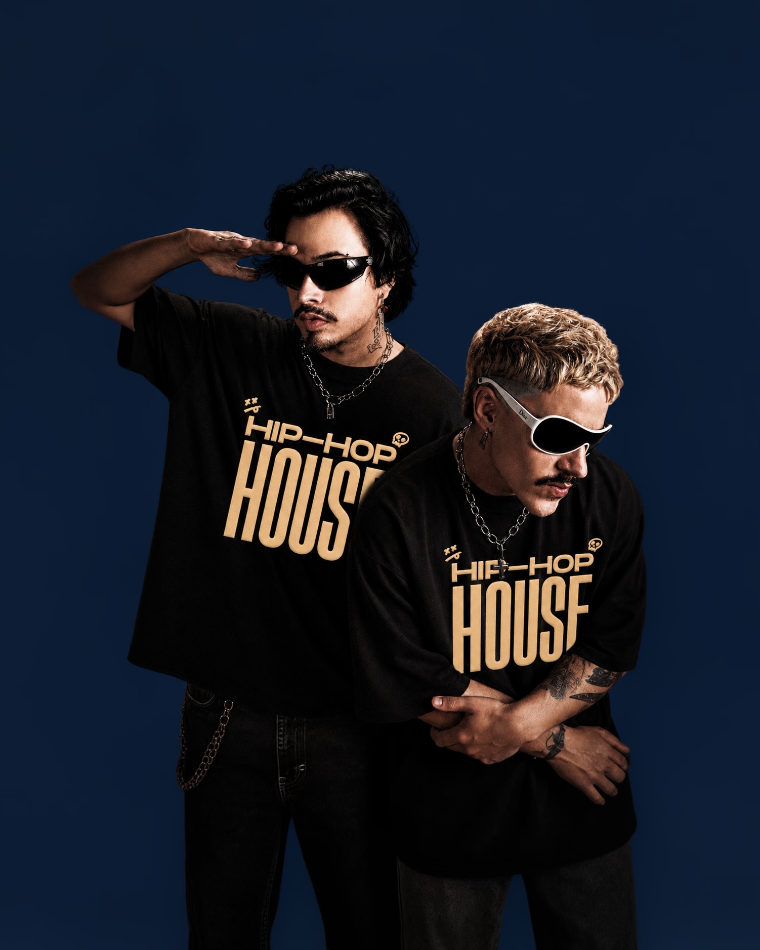 DANEEVA campaign — models in oversized streetwear